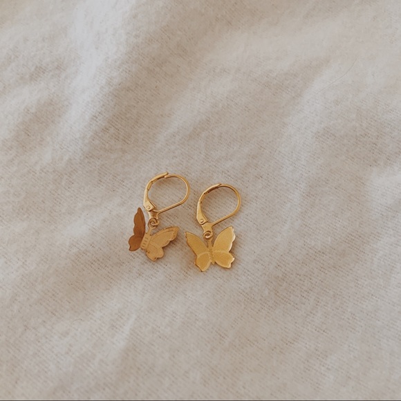 n e w | gold plated butterfly earrings✨ - Picture 3 of 5